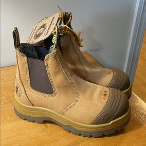 Rock Rooter Tan Chelsea Safety Boots with composite toe. Size 4.